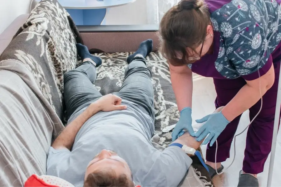 Срочный вывод из запоя в Абазе: быстро, недорого